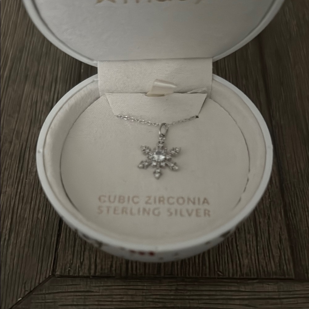 Cubic Zirconia Sterling Silver Snowflake Necklace